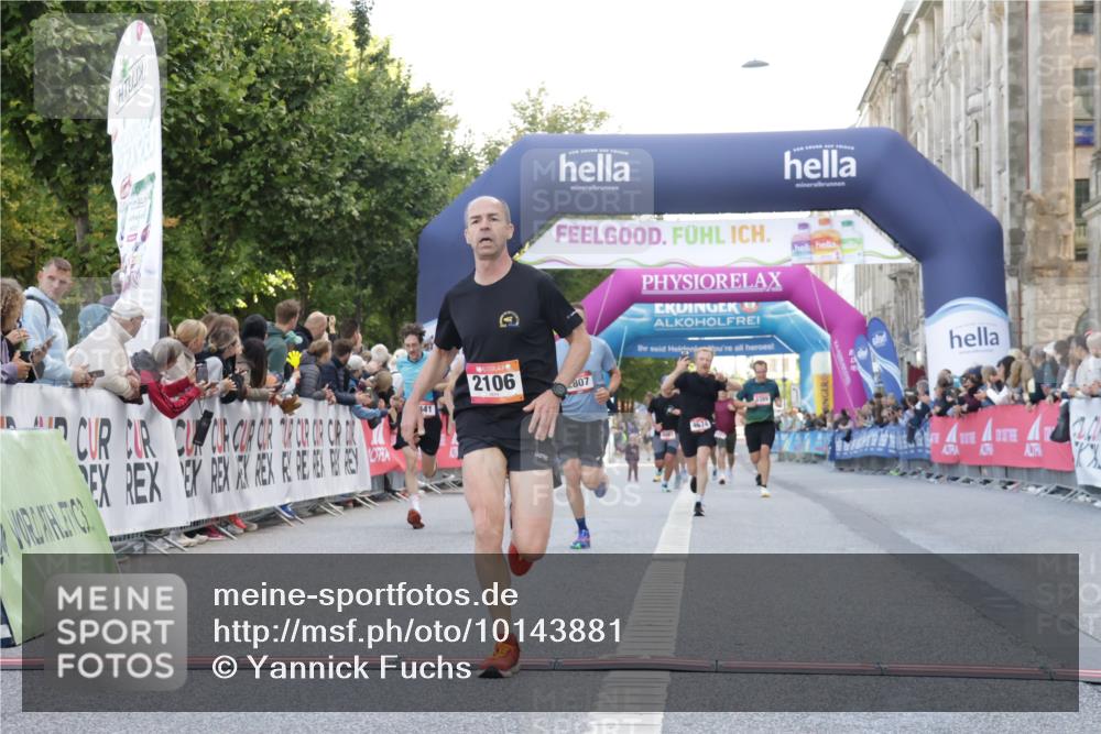 06.09.2026 - CURREX Alsterlauf Yannick Fuchs http://msf.ph/oto/10143881 06.09.2026 09:47:20 Ziel 2106, 2807, 4306, 4441, 4598, 4674, 5403, 5417, 5645, 6172 meine-sportfotos.de