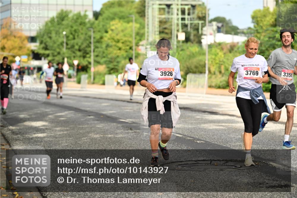06.09.2026 - CURREX Alsterlauf Dr. Thomas Lammeyer http://msf.ph/oto/10143927 06.09.2026 10:15:11 Laufen 3926, 3769, 3358 meine-sportfotos.de