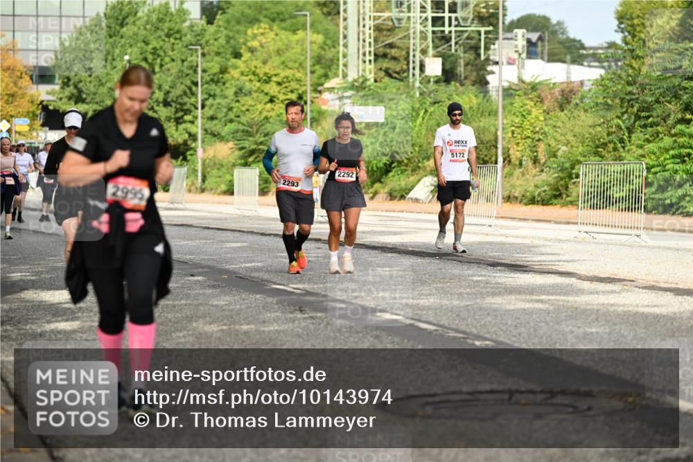 06.09.2026 - CURREX Alsterlauf Dr. Thomas Lammeyer http://msf.ph/oto/10143974 06.09.2026 10:15:18 Laufen 2292, 2293, 5172 meine-sportfotos.de