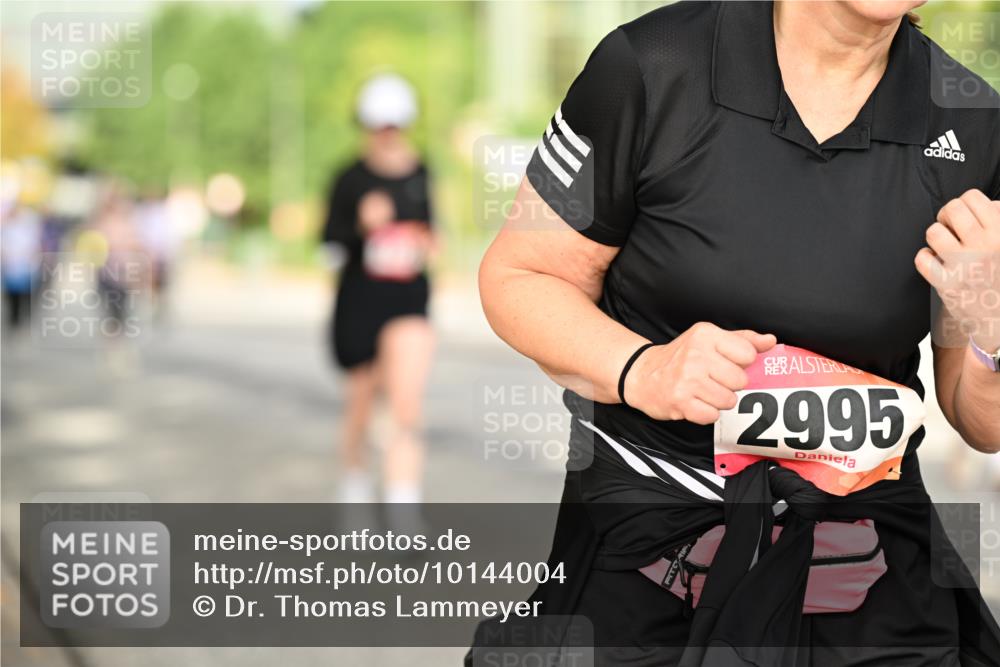 06.09.2026 - CURREX Alsterlauf Dr. Thomas Lammeyer http://msf.ph/oto/10144004 06.09.2026 10:15:22 Laufen 2995 meine-sportfotos.de