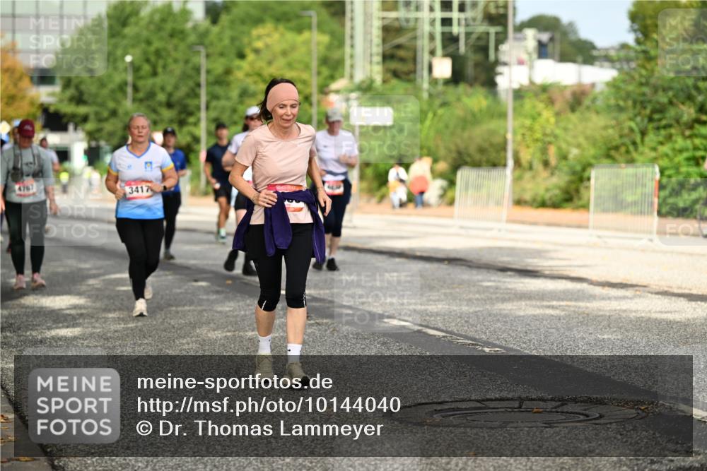 06.09.2026 - CURREX Alsterlauf Dr. Thomas Lammeyer http://msf.ph/oto/10144040 06.09.2026 10:15:29 Laufen 3417 meine-sportfotos.de