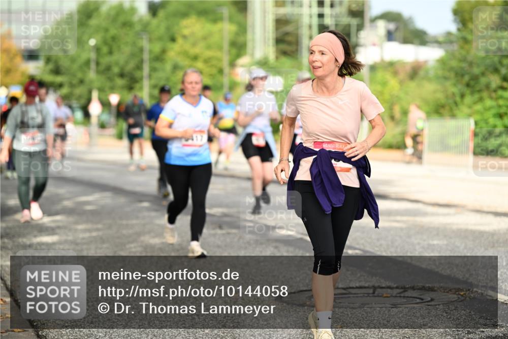 06.09.2026 - CURREX Alsterlauf Dr. Thomas Lammeyer http://msf.ph/oto/10144058 06.09.2026 10:15:31 Laufen  meine-sportfotos.de