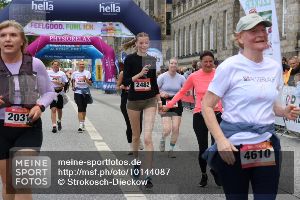 06.09.2026 - CURREX Alsterlauf Strokosch-Dieckow http://msf.ph/oto/10144087 06.09.2026 10:20:04 Ziel 2031, 2043, 2482, 2483, 3417, 3769, 3926, 4270, 4610, 4767, 5580, 5581 meine-sportfotos.de
