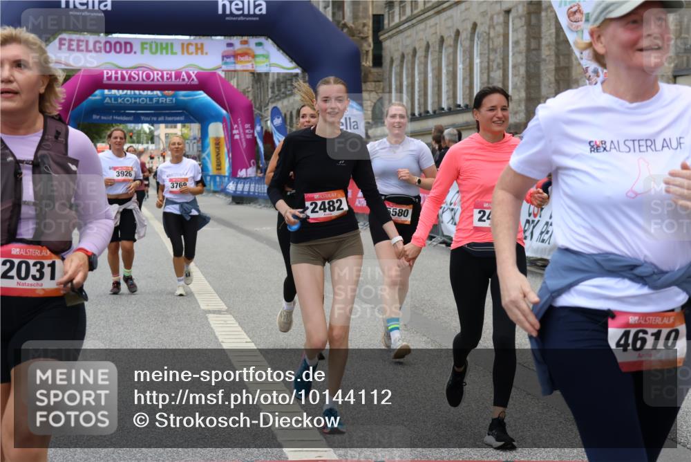 06.09.2026 - CURREX Alsterlauf Strokosch-Dieckow http://msf.ph/oto/10144112 06.09.2026 10:20:04 Ziel 2031, 2043, 2482, 2483, 3417, 3769, 3926, 4270, 4610, 4767, 5580, 5581 meine-sportfotos.de