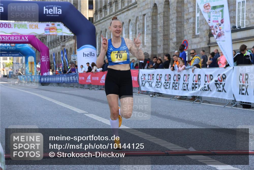 06.09.2026 - CURREX Alsterlauf Strokosch-Dieckow http://msf.ph/oto/10144125 06.09.2026 11:20:20 Ziel 70 meine-sportfotos.de