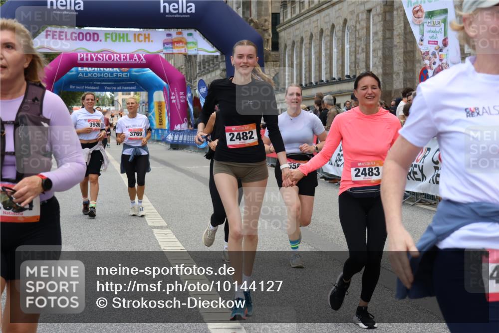 06.09.2026 - CURREX Alsterlauf Strokosch-Dieckow http://msf.ph/oto/10144127 06.09.2026 10:20:04 Ziel 2031, 2043, 2482, 2483, 3417, 3769, 3926, 4270, 4610, 4767, 5580, 5581 meine-sportfotos.de