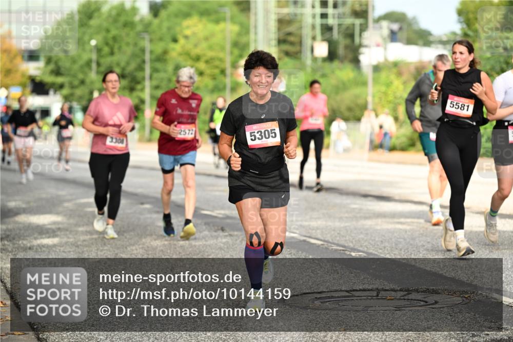 06.09.2026 - CURREX Alsterlauf Dr. Thomas Lammeyer http://msf.ph/oto/10144159 06.09.2026 10:15:42 Laufen 3308, 5305, 5581 meine-sportfotos.de