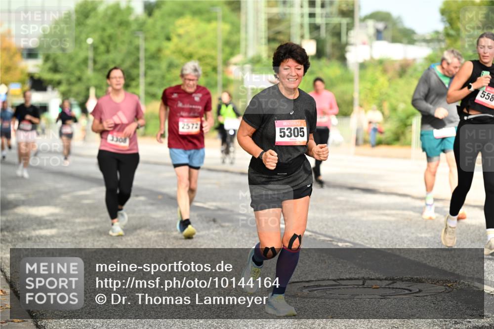 06.09.2026 - CURREX Alsterlauf Dr. Thomas Lammeyer http://msf.ph/oto/10144164 06.09.2026 10:15:42 Laufen 2572, 5305, 558 meine-sportfotos.de