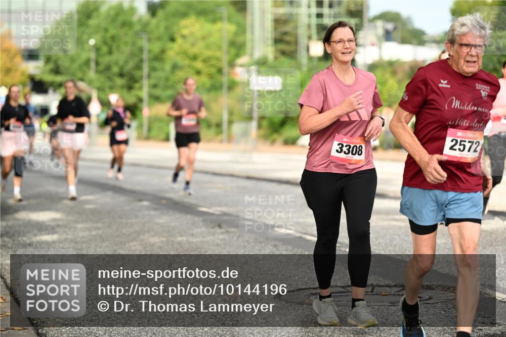 06.09.2026 - CURREX Alsterlauf Dr. Thomas Lammeyer http://msf.ph/oto/10144196 06.09.2026 10:15:45 Laufen 3308, 2, 2572 meine-sportfotos.de