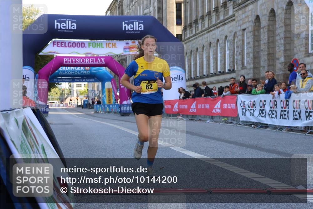 06.09.2026 - CURREX Alsterlauf Strokosch-Dieckow http://msf.ph/oto/10144200 06.09.2026 11:22:59 Ziel 82 meine-sportfotos.de