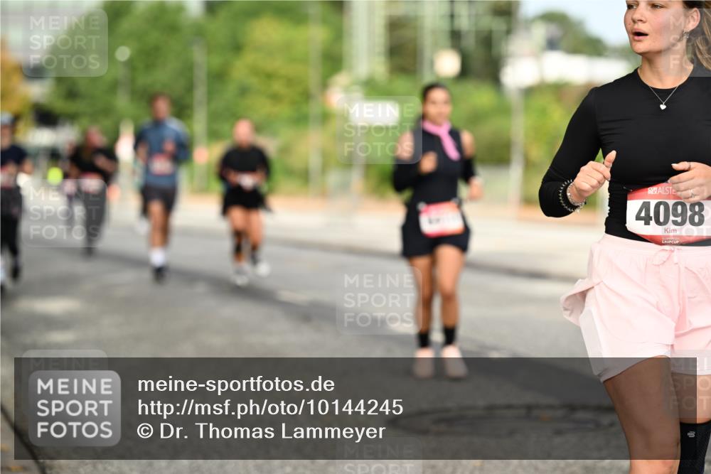 06.09.2026 - CURREX Alsterlauf Dr. Thomas Lammeyer http://msf.ph/oto/10144245 06.09.2026 10:15:53 Laufen 4098 meine-sportfotos.de