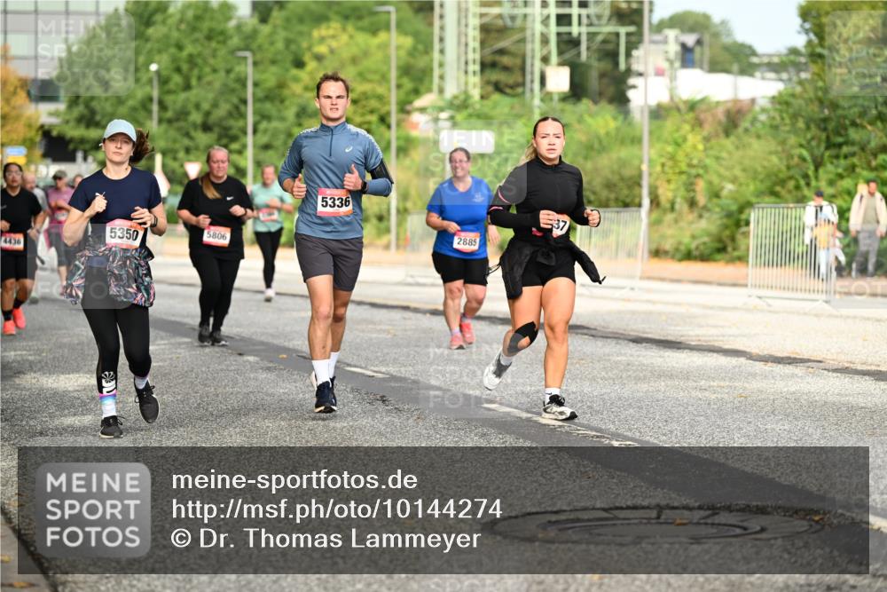 06.09.2026 - CURREX Alsterlauf Dr. Thomas Lammeyer http://msf.ph/oto/10144274 06.09.2026 10:15:57 Laufen 4436, 5350, 5806, 5336, 2885 meine-sportfotos.de