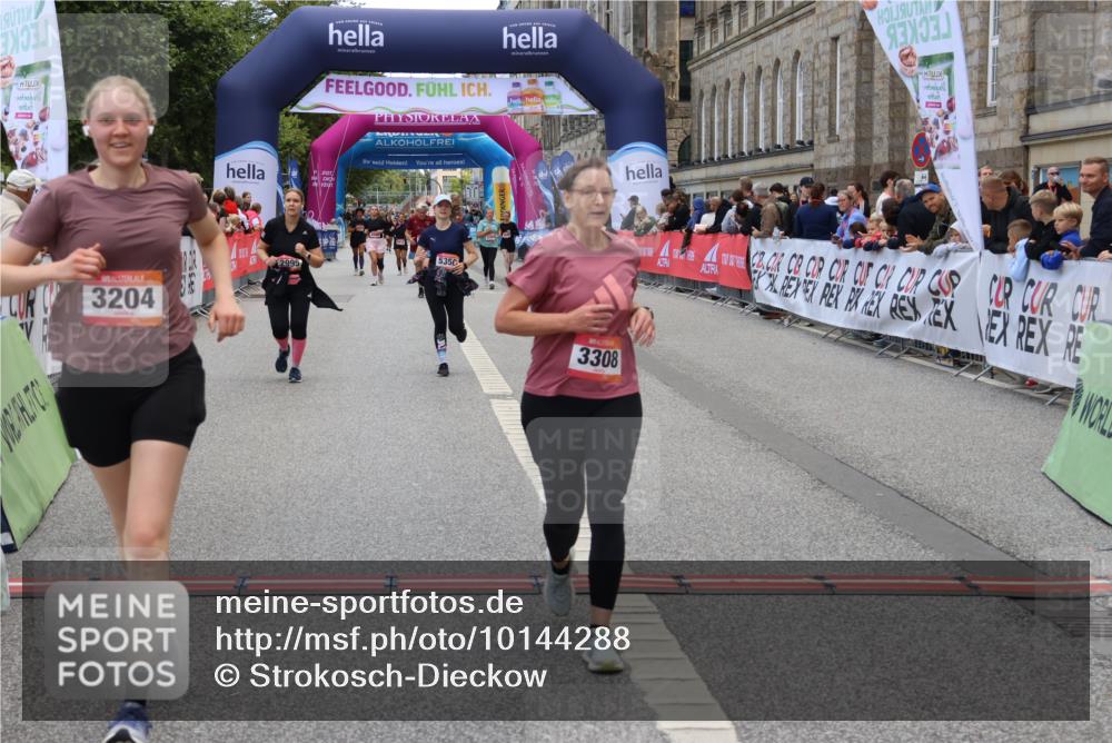 06.09.2026 - CURREX Alsterlauf Strokosch-Dieckow http://msf.ph/oto/10144288 06.09.2026 10:20:15 Ziel 2995, 3204, 3308, 3769, 3926, 4724, 5028, 5350 meine-sportfotos.de