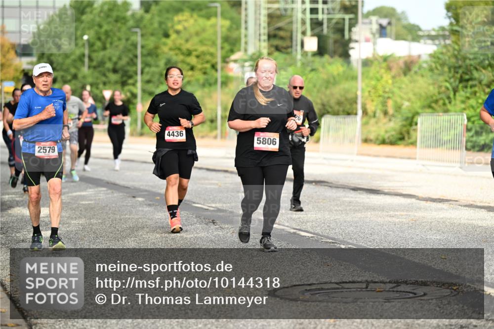 06.09.2026 - CURREX Alsterlauf Dr. Thomas Lammeyer http://msf.ph/oto/10144318 06.09.2026 10:16:02 Laufen 110, 4436, 2579, 5806, 26 meine-sportfotos.de