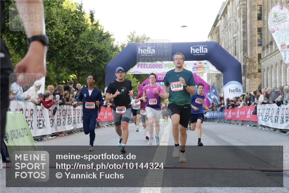 06.09.2026 - CURREX Alsterlauf Yannick Fuchs http://msf.ph/oto/10144324 06.09.2026 09:47:26 Ziel 2106, 2807, 4441, 4674, 4863, 5389, 5407, 5645, 5729, 6021, 6172 meine-sportfotos.de