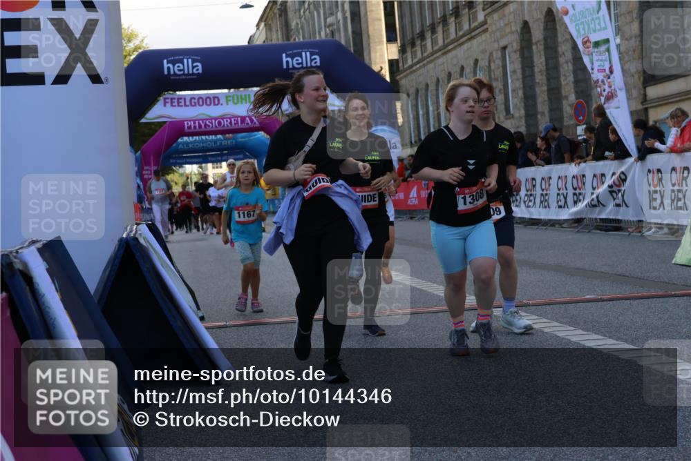 06.09.2026 - CURREX Alsterlauf Strokosch-Dieckow http://msf.ph/oto/10144346 06.09.2026 11:45:44 Ziel 1163, 1166, 1167, 1296, 1300, 1308, 1309, 1312, 5016 meine-sportfotos.de
