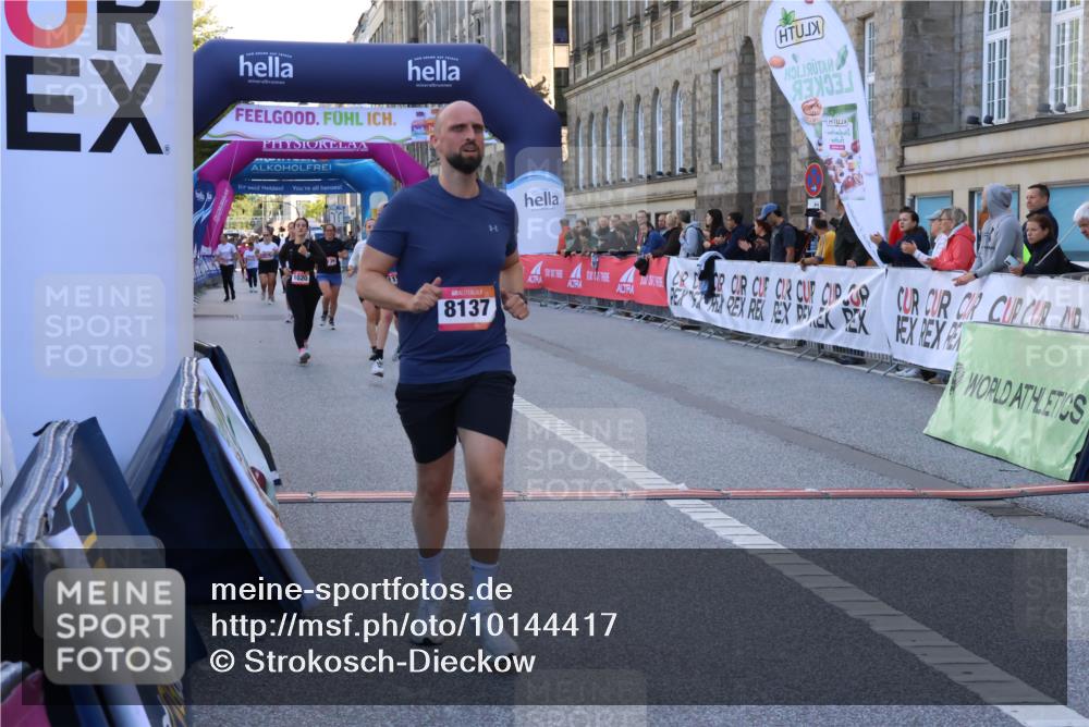 06.09.2026 - CURREX Alsterlauf Strokosch-Dieckow http://msf.ph/oto/10144417 06.09.2026 11:46:42 Ziel 1007, 1020, 1082, 1118, 1157, 1189, 1210, 8137, 8138, 8162 meine-sportfotos.de