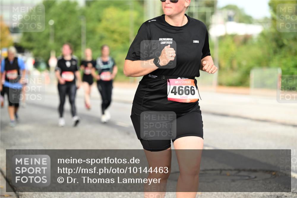 06.09.2026 - CURREX Alsterlauf Dr. Thomas Lammeyer http://msf.ph/oto/10144463 06.09.2026 10:16:18 Laufen 4666 meine-sportfotos.de