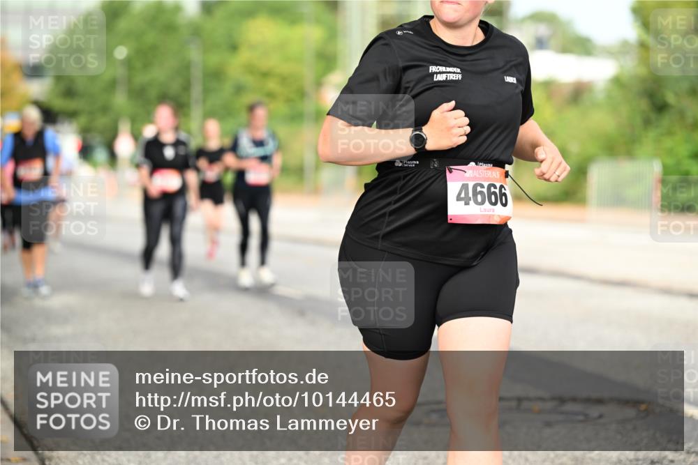 06.09.2026 - CURREX Alsterlauf Dr. Thomas Lammeyer http://msf.ph/oto/10144465 06.09.2026 10:16:18 Laufen 4666 meine-sportfotos.de