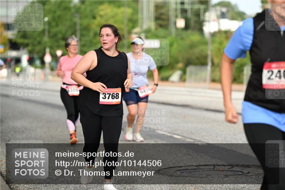 06.09.2026 - CURREX Alsterlauf Dr. Thomas Lammeyer http://msf.ph/oto/10144506 06.09.2026 10:16:25 Laufen 3768, 240 meine-sportfotos.de
