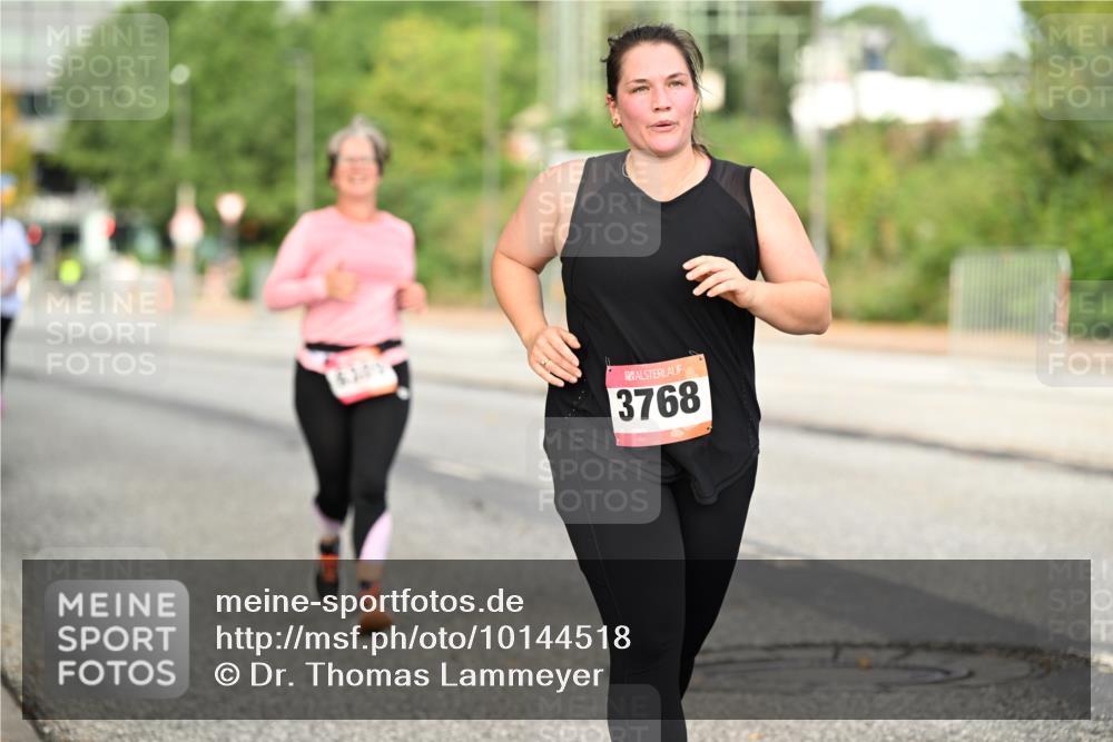 06.09.2026 - CURREX Alsterlauf Dr. Thomas Lammeyer http://msf.ph/oto/10144518 06.09.2026 10:16:26 Laufen 3768 meine-sportfotos.de
