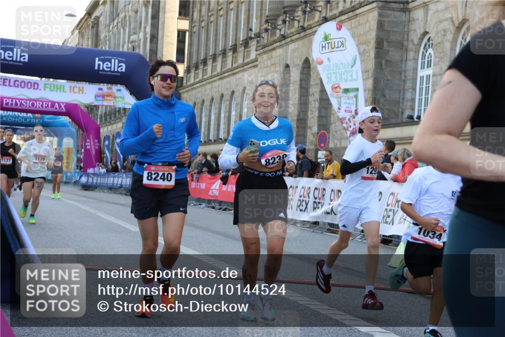 06.09.2026 - CURREX Alsterlauf Strokosch-Dieckow http://msf.ph/oto/10144524 06.09.2026 11:48:31 Ziel 1034, 1040, 1147, 1164, 1170, 1177, 1270, 1293, 8239, 8240 meine-sportfotos.de