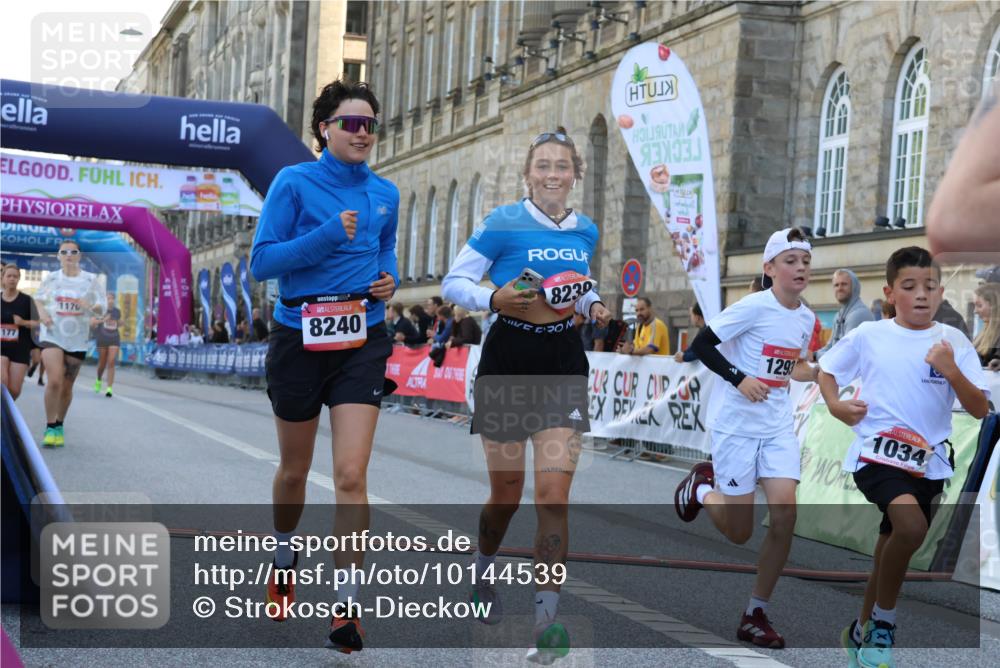 06.09.2026 - CURREX Alsterlauf Strokosch-Dieckow http://msf.ph/oto/10144539 06.09.2026 11:48:31 Ziel 1034, 1040, 1147, 1164, 1170, 1177, 1270, 1293, 8239, 8240 meine-sportfotos.de