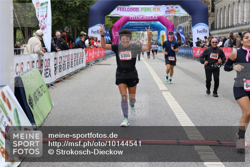 06.09.2026 - CURREX Alsterlauf Strokosch-Dieckow http://msf.ph/oto/10144541 06.09.2026 10:20:31 Ziel 2366, 2572, 3026, 4098, 4099, 4609, 4635, 5305, 6413 meine-sportfotos.de