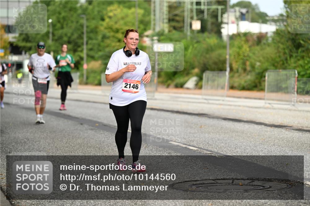 06.09.2026 - CURREX Alsterlauf Dr. Thomas Lammeyer http://msf.ph/oto/10144560 06.09.2026 10:16:34 Laufen 2146 meine-sportfotos.de
