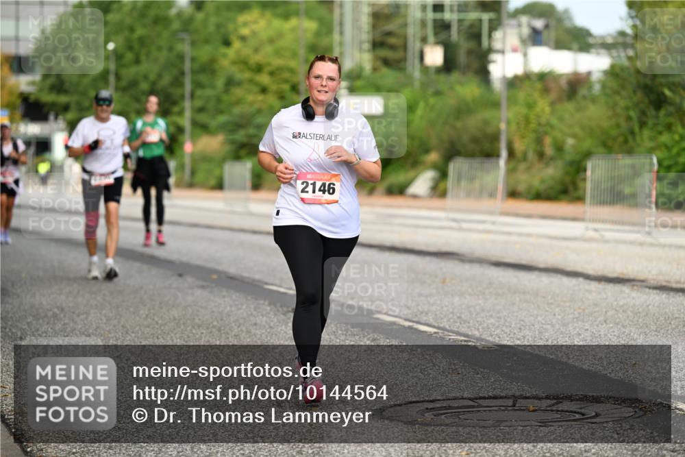 06.09.2026 - CURREX Alsterlauf Dr. Thomas Lammeyer http://msf.ph/oto/10144564 06.09.2026 10:16:34 Laufen 2146 meine-sportfotos.de
