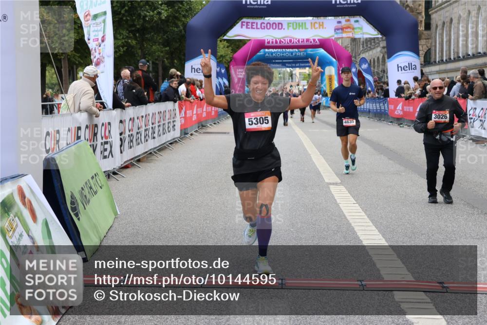 06.09.2026 - CURREX Alsterlauf Strokosch-Dieckow http://msf.ph/oto/10144595 06.09.2026 10:20:32 Ziel 2366, 2572, 3026, 4098, 4099, 4609, 4635, 5305, 6413 meine-sportfotos.de