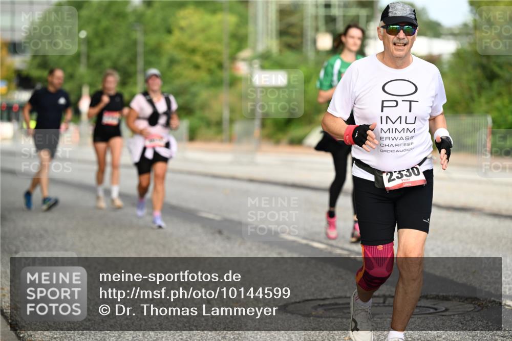 06.09.2026 - CURREX Alsterlauf Dr. Thomas Lammeyer http://msf.ph/oto/10144599 06.09.2026 10:16:40 Laufen 2330 meine-sportfotos.de