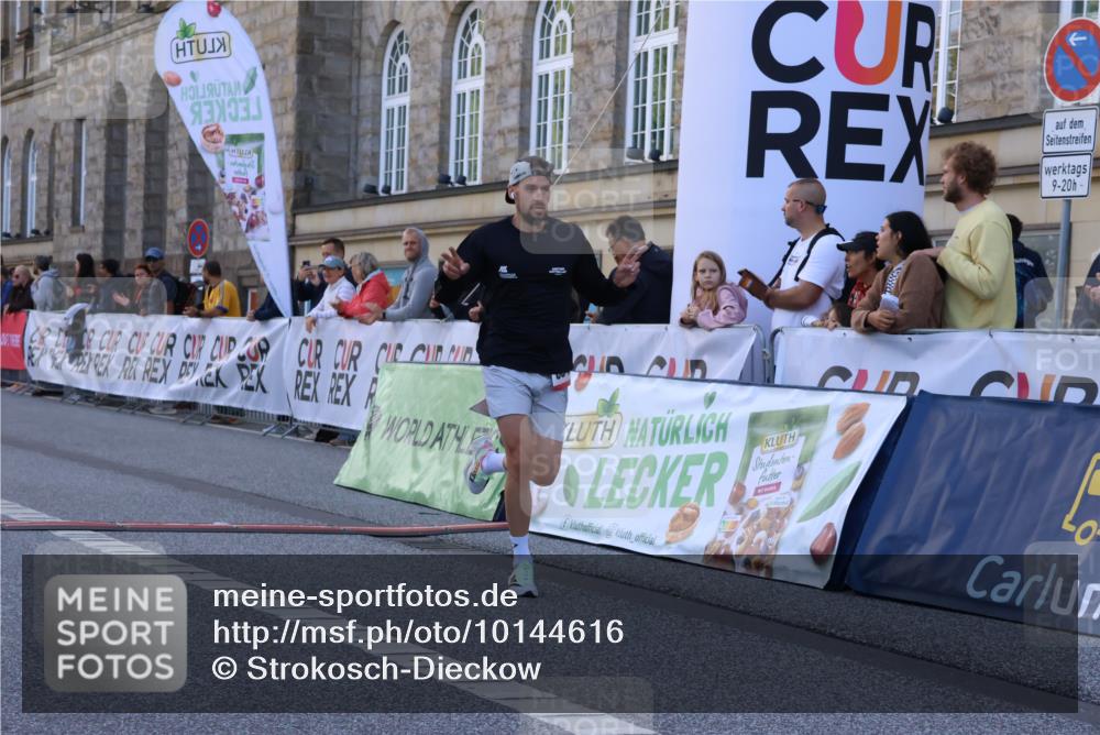 06.09.2026 - CURREX Alsterlauf Strokosch-Dieckow http://msf.ph/oto/10144616 06.09.2026 11:48:57 Ziel 1013, 1066, 1233, 1238, 1243, 1250, 1273, 1275, 1276, 1326, 1338, 8347 meine-sportfotos.de