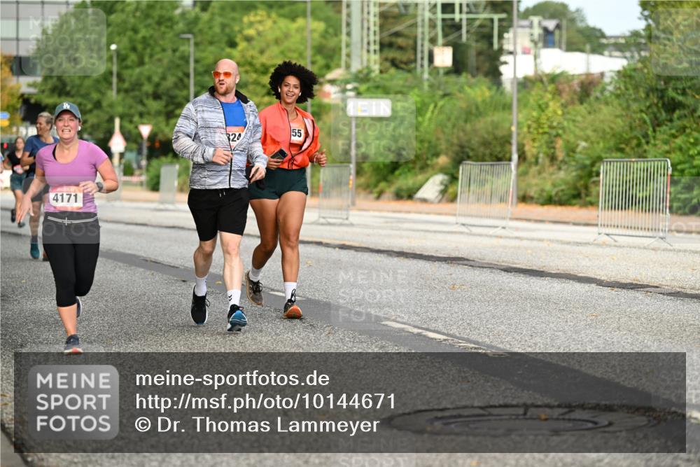 06.09.2026 - CURREX Alsterlauf Dr. Thomas Lammeyer http://msf.ph/oto/10144671 06.09.2026 10:16:52 Laufen 4171, 820, 55 meine-sportfotos.de