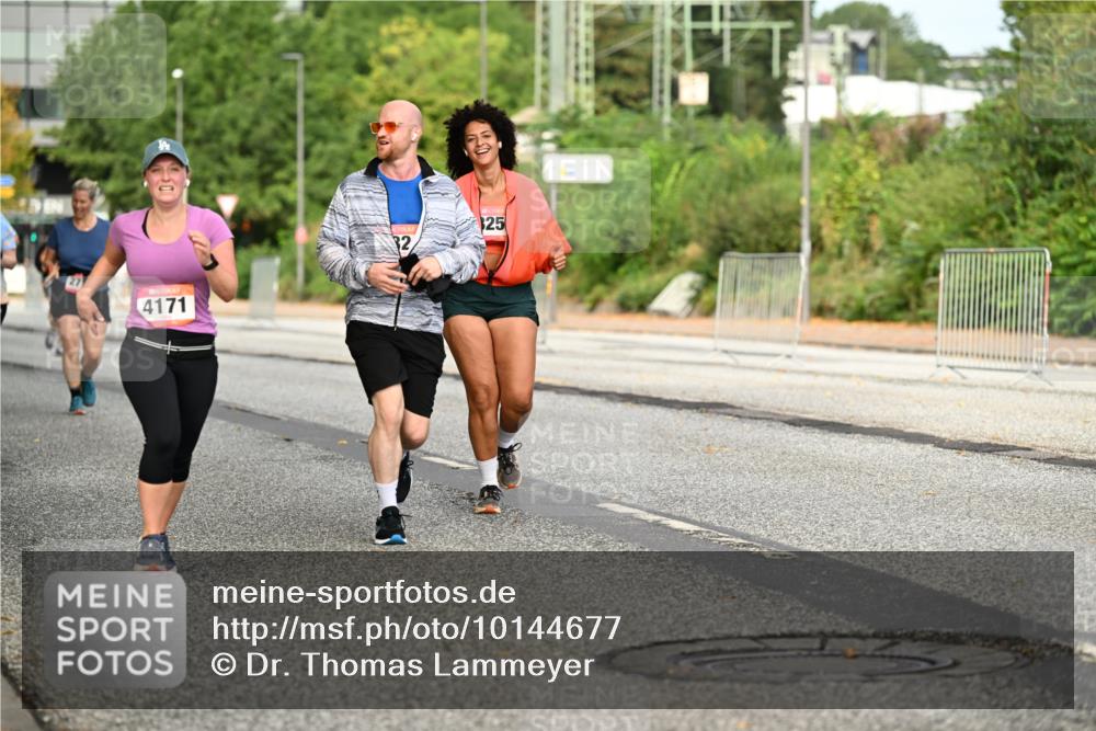 06.09.2026 - CURREX Alsterlauf Dr. Thomas Lammeyer http://msf.ph/oto/10144677 06.09.2026 10:16:53 Laufen 4171, 32, 25 meine-sportfotos.de