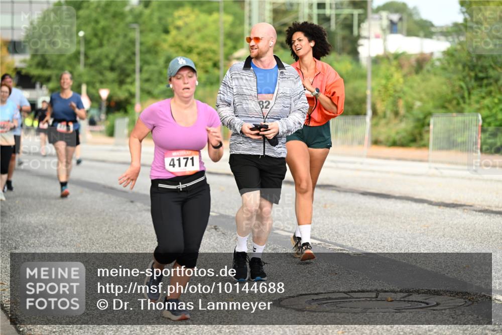 06.09.2026 - CURREX Alsterlauf Dr. Thomas Lammeyer http://msf.ph/oto/10144688 06.09.2026 10:16:54 Laufen 4171, 82 meine-sportfotos.de