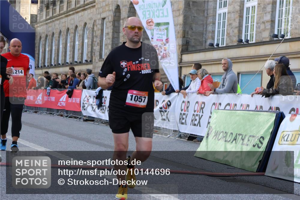 06.09.2026 - CURREX Alsterlauf Strokosch-Dieckow http://msf.ph/oto/10144696 06.09.2026 11:49:05 Ziel 1013, 1057, 1119, 1142, 1214, 1243, 1273, 8042, 8103 meine-sportfotos.de