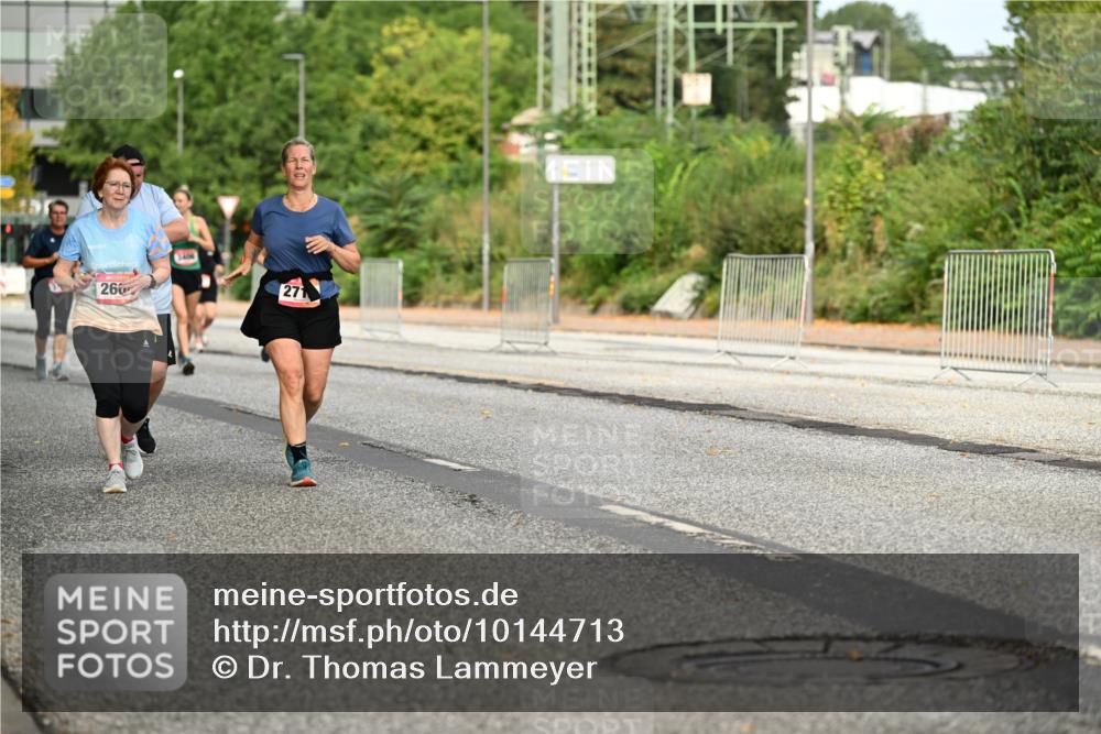 06.09.2026 - CURREX Alsterlauf Dr. Thomas Lammeyer http://msf.ph/oto/10144713 06.09.2026 10:16:57 Laufen 260, 271 meine-sportfotos.de