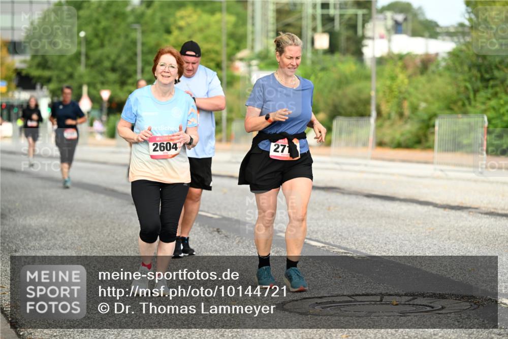 06.09.2026 - CURREX Alsterlauf Dr. Thomas Lammeyer http://msf.ph/oto/10144721 06.09.2026 10:17:00 Laufen 2604, 271 meine-sportfotos.de