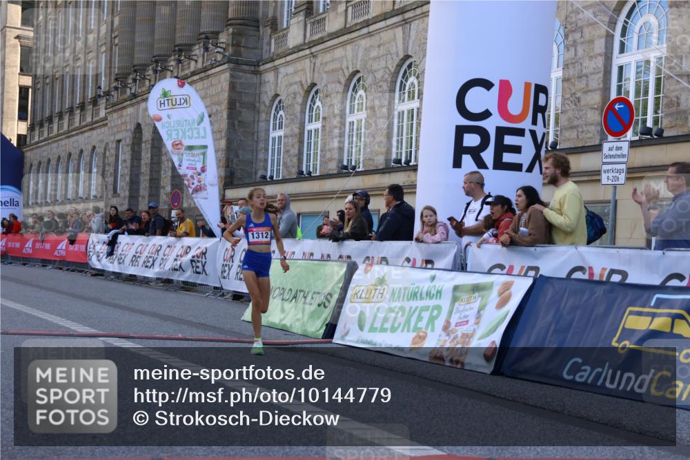 06.09.2026 - CURREX Alsterlauf Strokosch-Dieckow http://msf.ph/oto/10144779 06.09.2026 11:49:30 Ziel 1060, 1216, 1232, 1267, 1312, 1320, 8267 meine-sportfotos.de