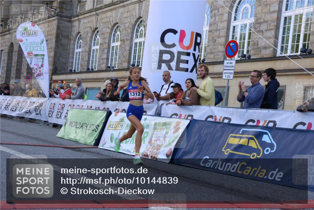06.09.2026 - CURREX Alsterlauf Strokosch-Dieckow http://msf.ph/oto/10144839 06.09.2026 11:49:30 Ziel 1060, 1216, 1232, 1267, 1312, 1320, 8267 meine-sportfotos.de