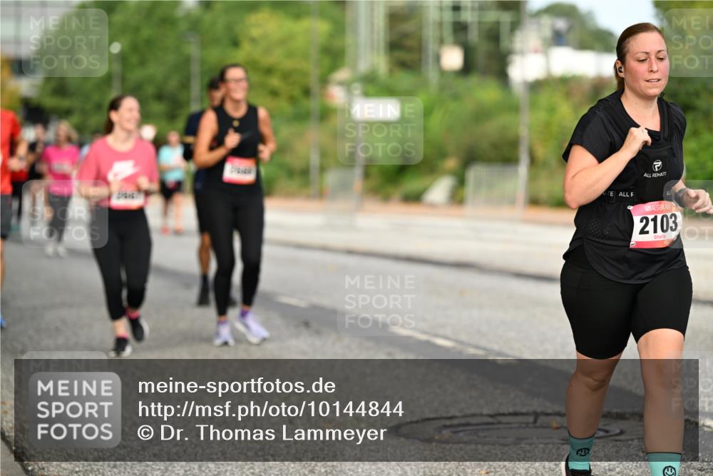 06.09.2026 - CURREX Alsterlauf Dr. Thomas Lammeyer http://msf.ph/oto/10144844 06.09.2026 10:17:14 Laufen 2103 meine-sportfotos.de