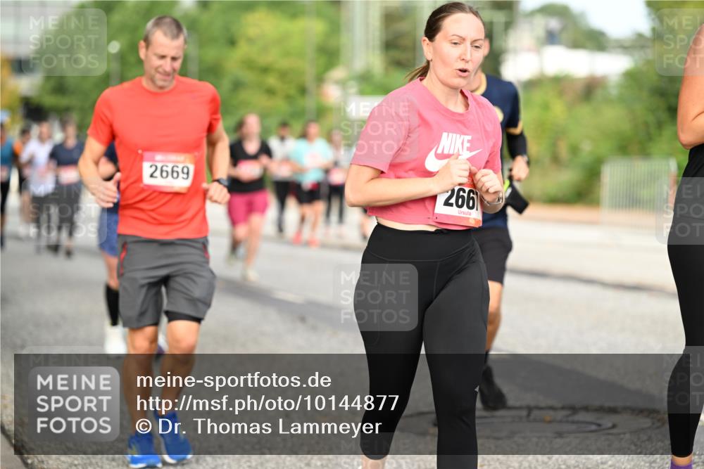 06.09.2026 - CURREX Alsterlauf Dr. Thomas Lammeyer http://msf.ph/oto/10144877 06.09.2026 10:17:18 Laufen 2669, 266 meine-sportfotos.de