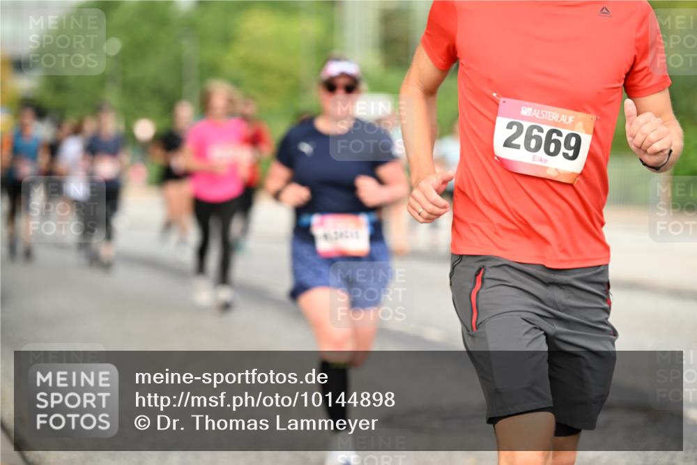 06.09.2026 - CURREX Alsterlauf Dr. Thomas Lammeyer http://msf.ph/oto/10144898 06.09.2026 10:17:20 Laufen 2669 meine-sportfotos.de