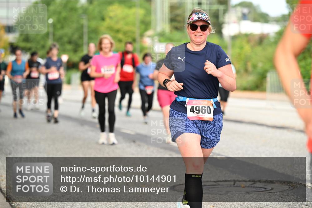 06.09.2026 - CURREX Alsterlauf Dr. Thomas Lammeyer http://msf.ph/oto/10144901 06.09.2026 10:17:20 Laufen 4960 meine-sportfotos.de