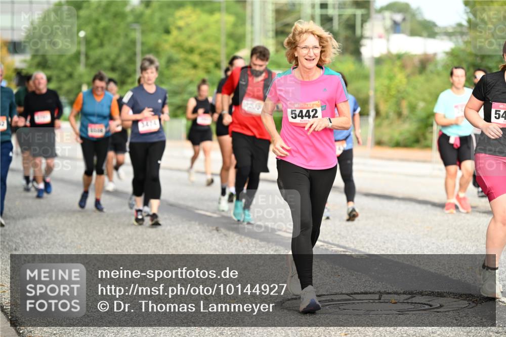 06.09.2026 - CURREX Alsterlauf Dr. Thomas Lammeyer http://msf.ph/oto/10144927 06.09.2026 10:17:23 Laufen 8232, 5442, 54 meine-sportfotos.de