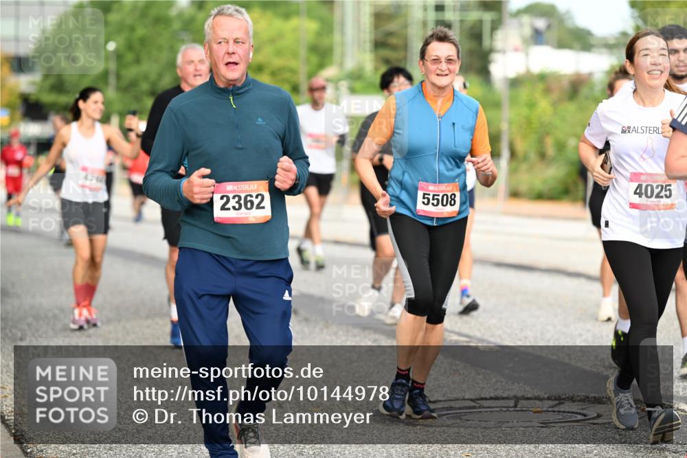06.09.2026 - CURREX Alsterlauf Dr. Thomas Lammeyer http://msf.ph/oto/10144978 06.09.2026 10:17:28 Laufen 2362, 5508, 4025 meine-sportfotos.de