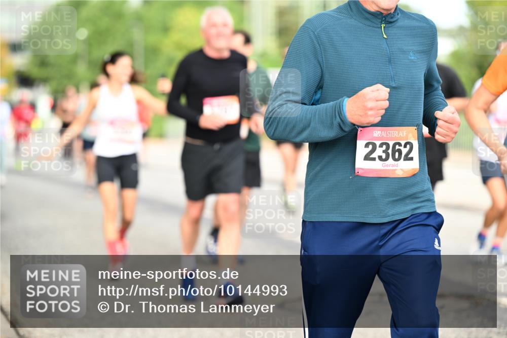 06.09.2026 - CURREX Alsterlauf Dr. Thomas Lammeyer http://msf.ph/oto/10144993 06.09.2026 10:17:29 Laufen 2362 meine-sportfotos.de
