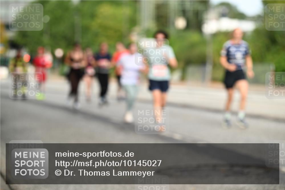 06.09.2026 - CURREX Alsterlauf Dr. Thomas Lammeyer http://msf.ph/oto/10145027 06.09.2026 10:17:34 Laufen  meine-sportfotos.de