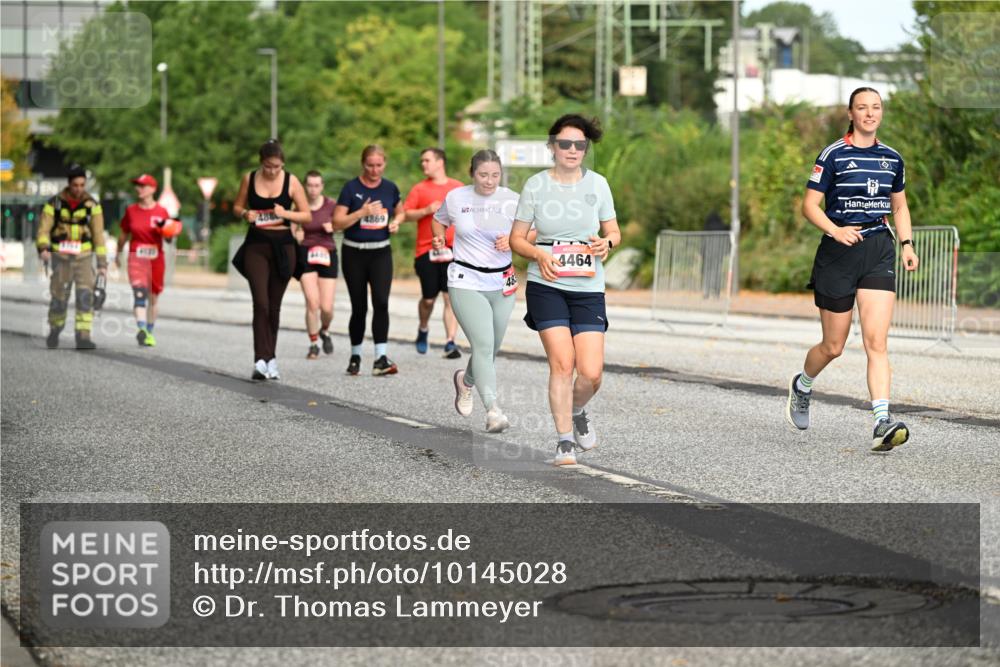 06.09.2026 - CURREX Alsterlauf Dr. Thomas Lammeyer http://msf.ph/oto/10145028 06.09.2026 10:17:34 Laufen 288, 4869, 48, 4464 meine-sportfotos.de